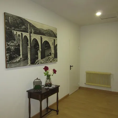 Hernan Cortes Vendégház Caces