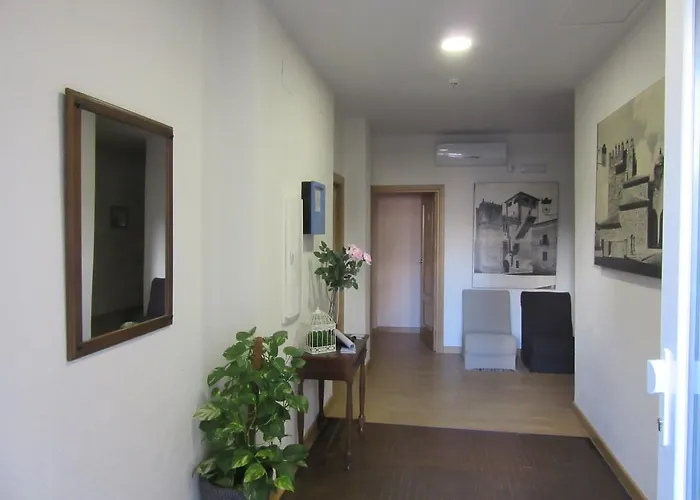 Hernan Cortes 2* Caces