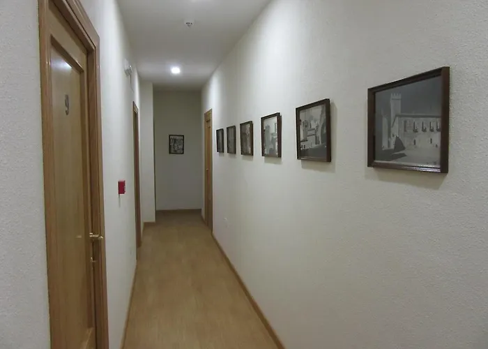 Hernan Cortes 2* Caces