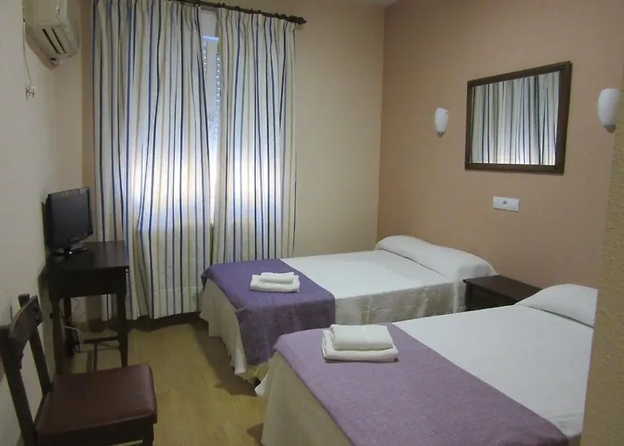 Hernan Cortes Гостевой дом