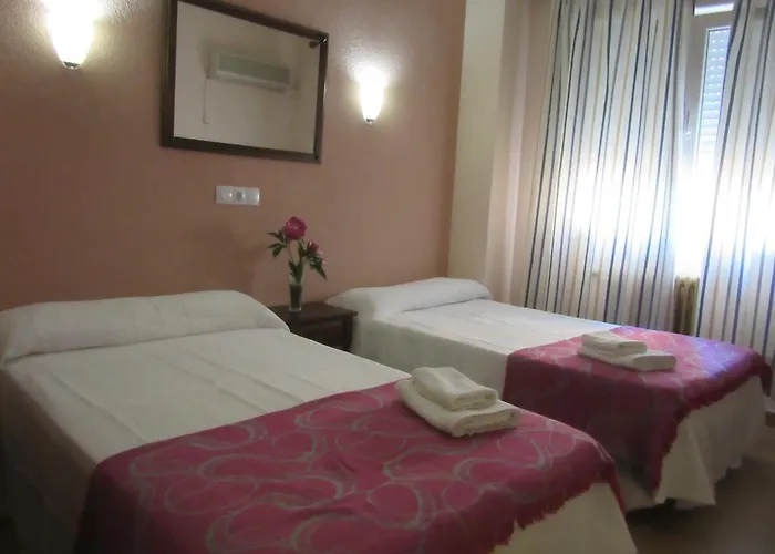 Hernan Cortes 2* Caces