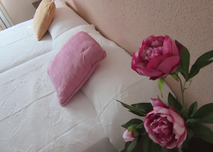 Hernan Cortes Гостевой дом 2*